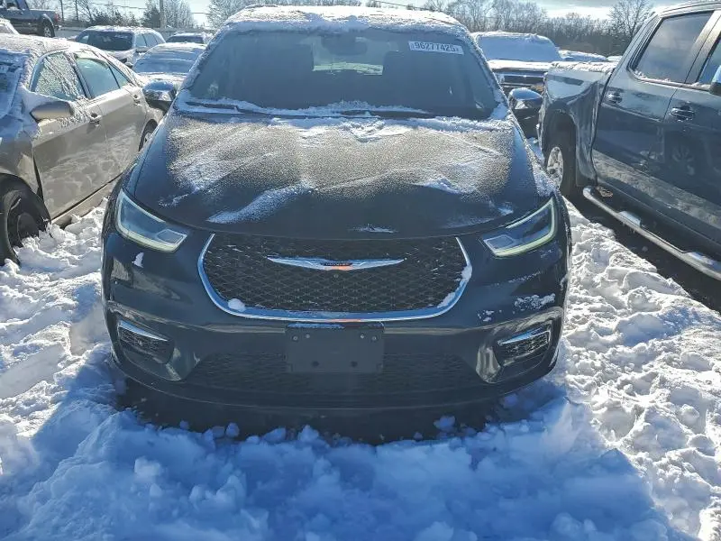 2023 CHRYSLER PACIFICA HYBRID LIMITED  