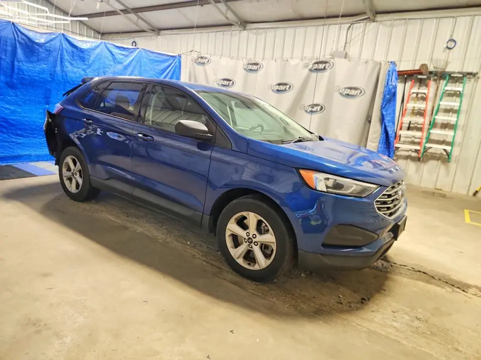 2021 FORD EDGE SE  