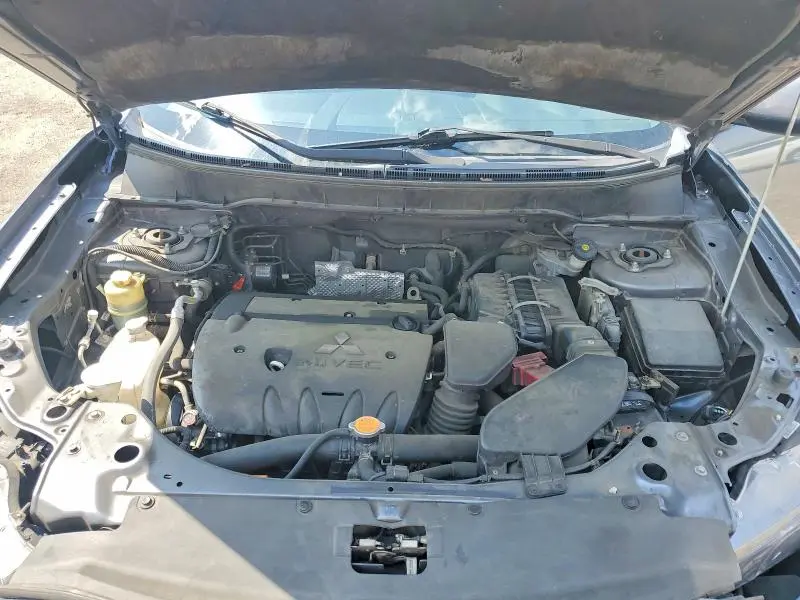 2012 MITSUBISHI OUTLANDER ES  