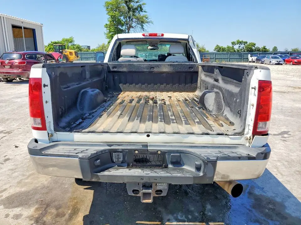 2013 GMC SIERRA K2500 SLE  