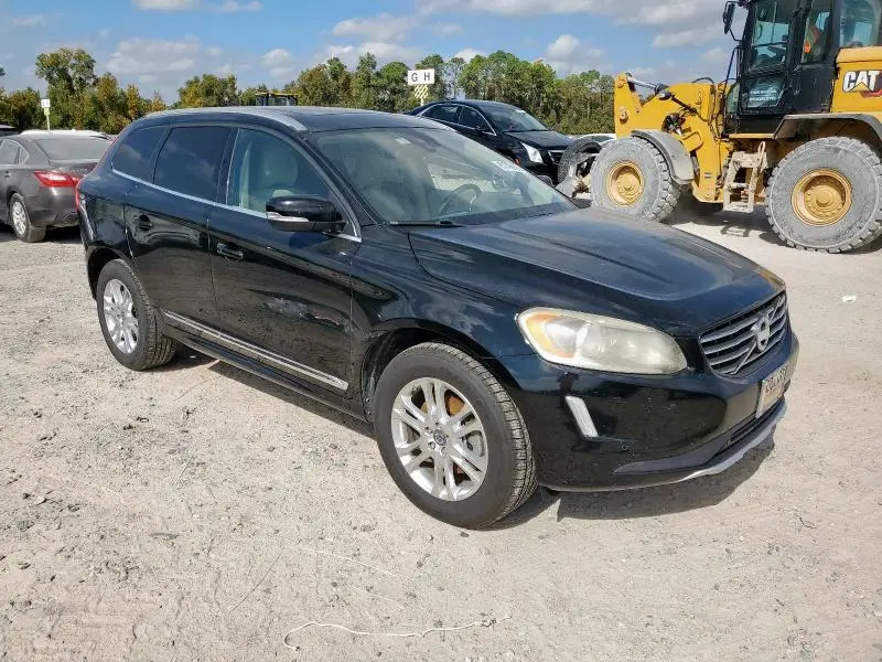 2015 VOLVO XC60 T5 PREMIER+  