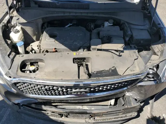2017 KIA SORENTO LX  
