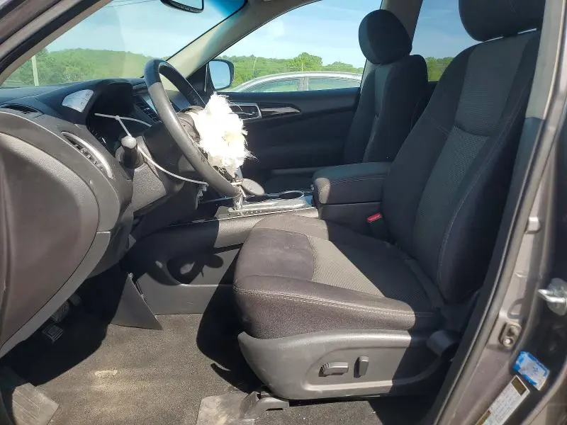 2017 NISSAN PATHFINDER SV  