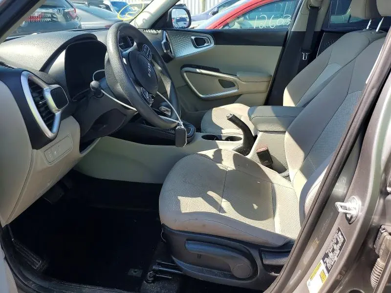 2024 KIA SOUL LX  