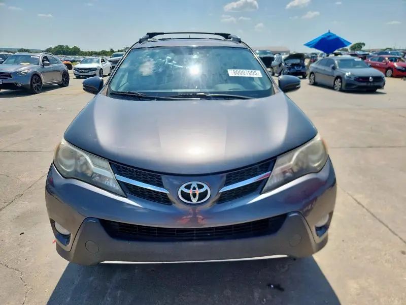 2013 TOYOTA RAV4 XLE  