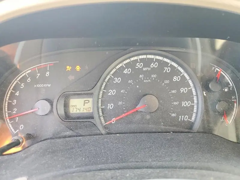 2012 TOYOTA SIENNA LE  