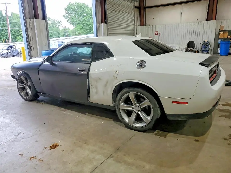 2015 DODGE CHALLENGER SXT  