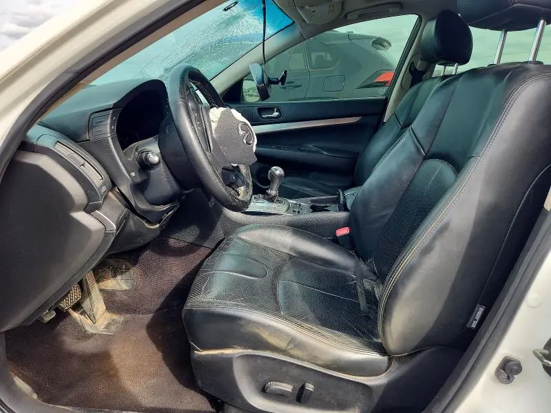 2015 INFINITI Q40   
