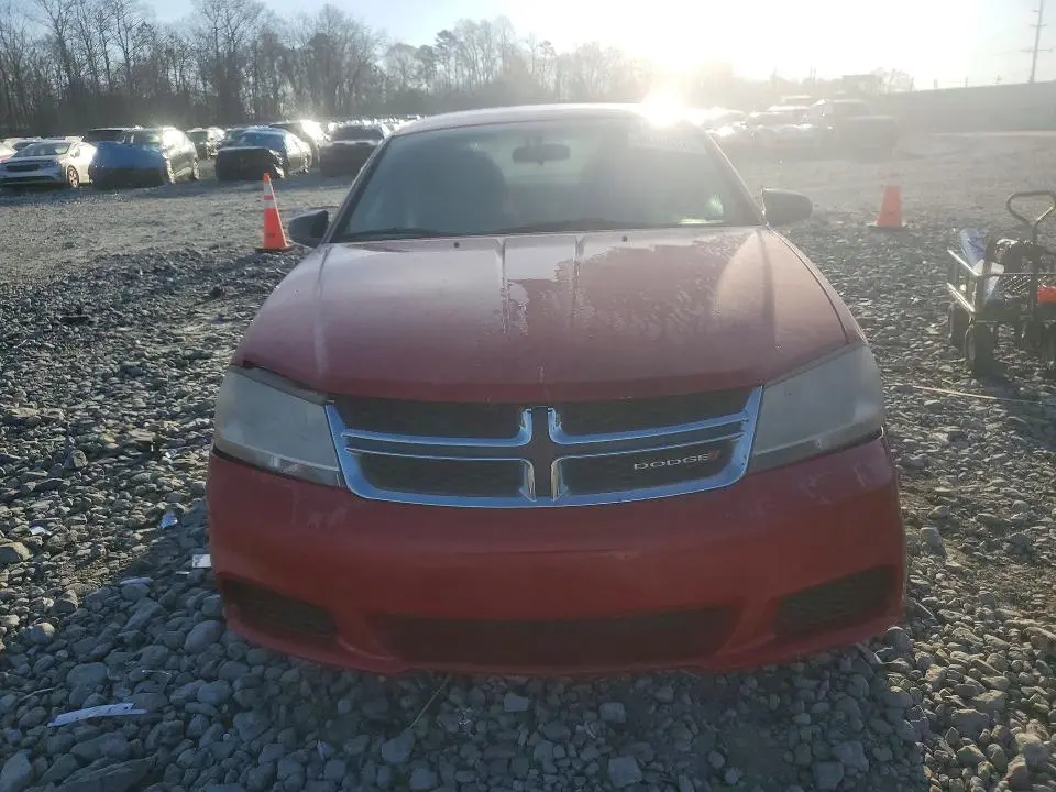 2013 DODGE AVENGER SE  