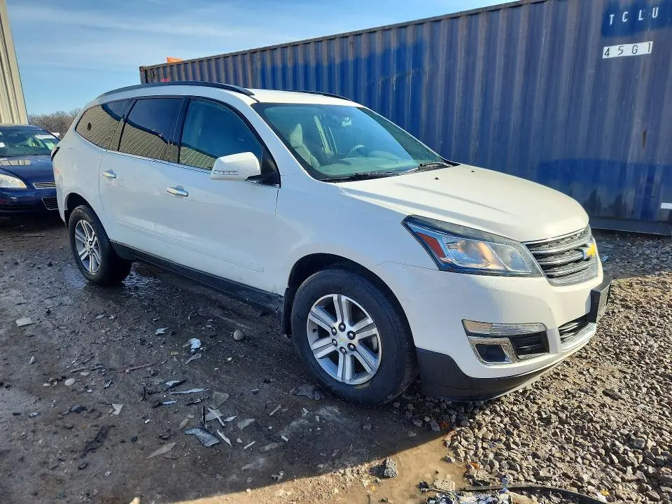 2015 CHEVROLET TRAVERSE LT  