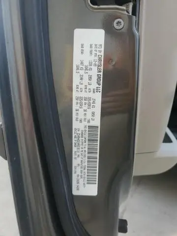 2010 DODGE GRAND CARAVAN SE  