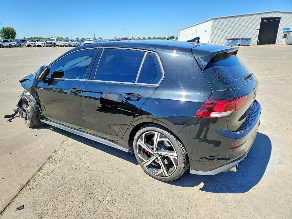 2025 VOLKSWAGEN GTI SE  