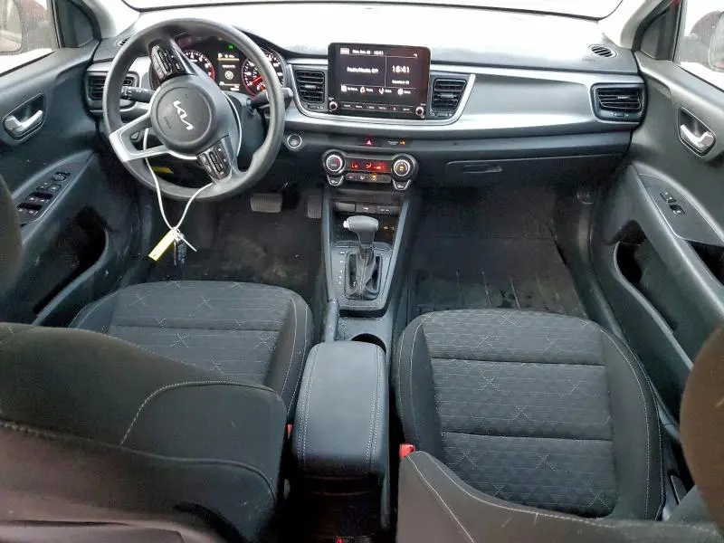 2023 KIA RIO LX  