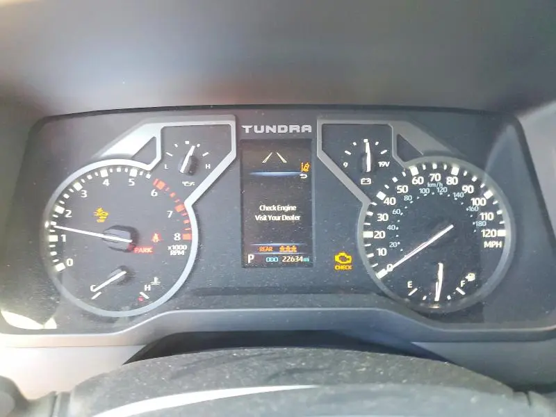 2023 TOYOTA TUNDRA SR5  