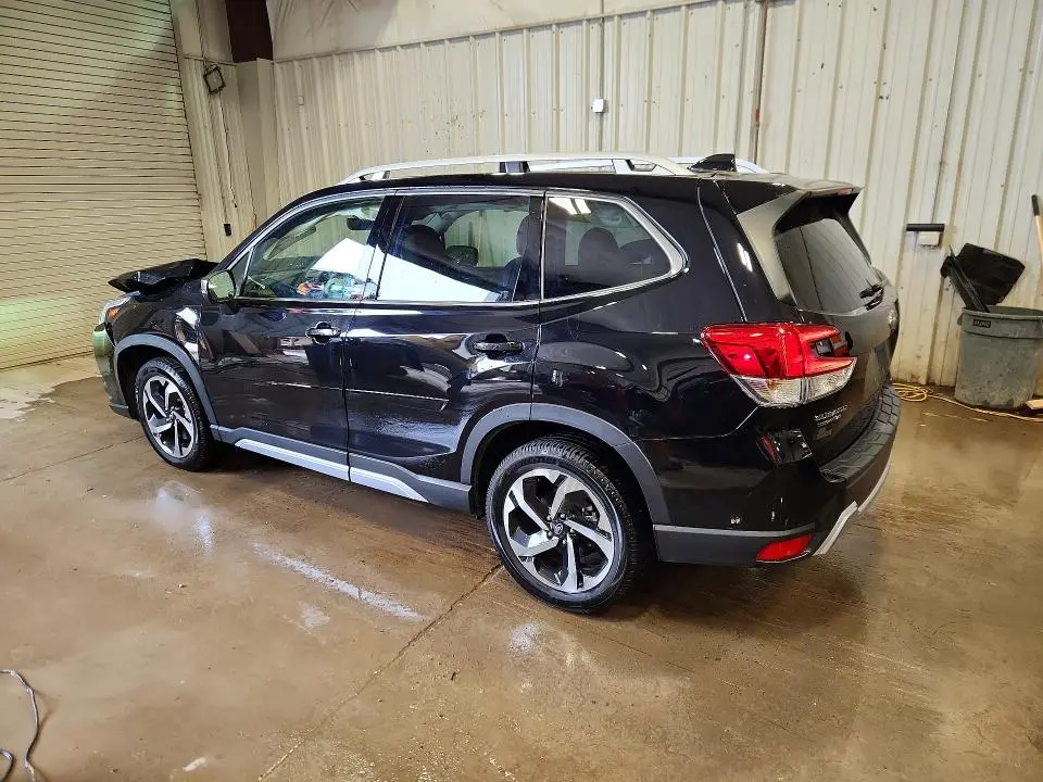 2023 SUBARU FORESTER TOURING  