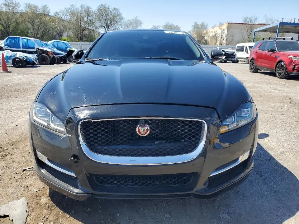 2017 JAGUAR XJ   