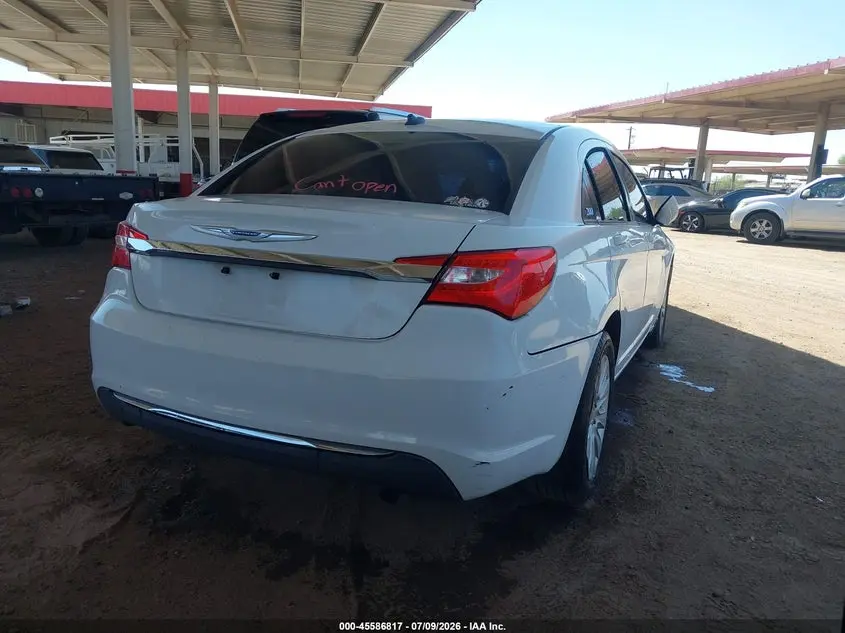 2014 CHRYSLER 200 LX
