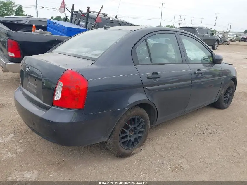 2011 HYUNDAI ACCENT GLS