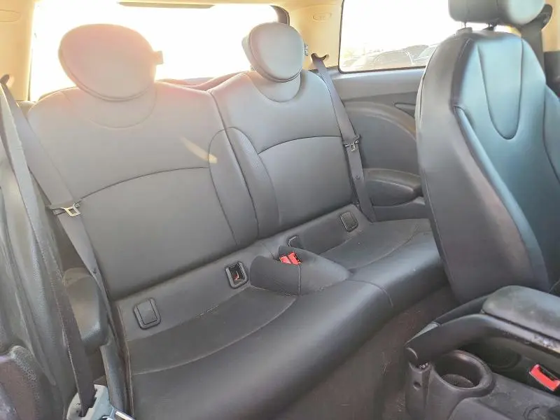 2013 MINI COOPER   