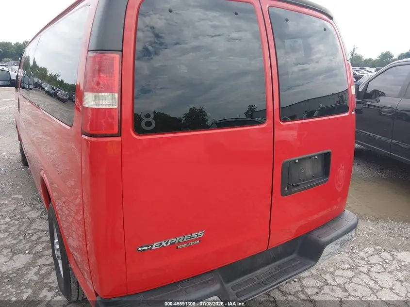 2016 CHEVROLET EXPRESS 3500 LT