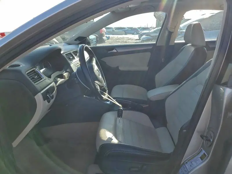 2014 VOLKSWAGEN JETTA SEL  