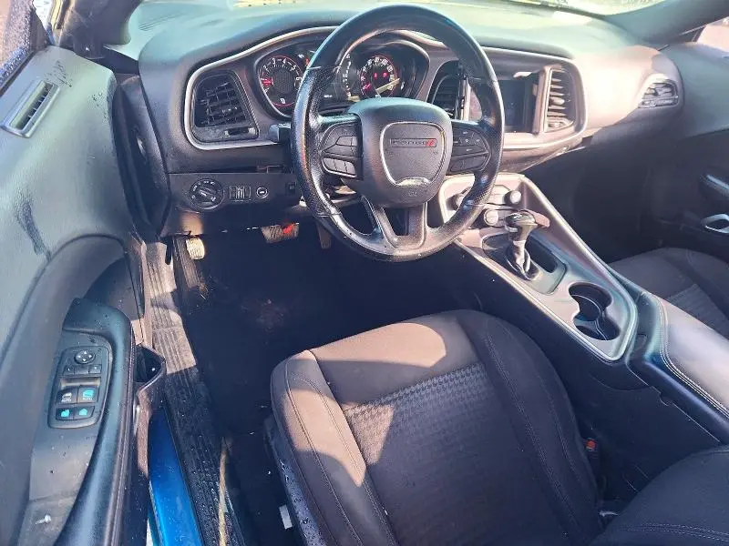 2022 DODGE CHALLENGER SXT  