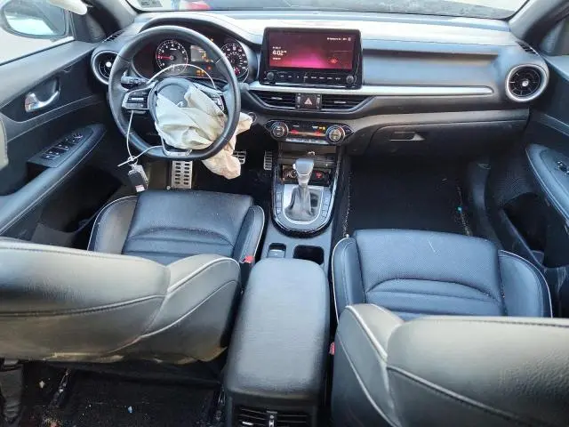 2024 KIA FORTE GT LINE  