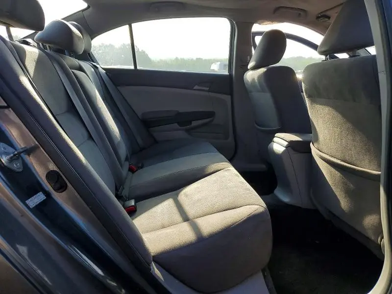 2011 HONDA ACCORD LX  