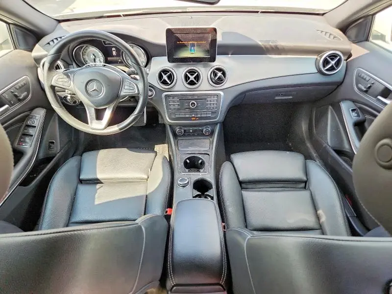 2017 MERCEDES-BENZ GLA 250  