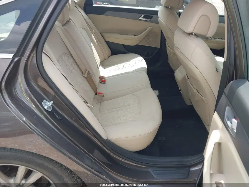 2017 HYUNDAI SONATA SE