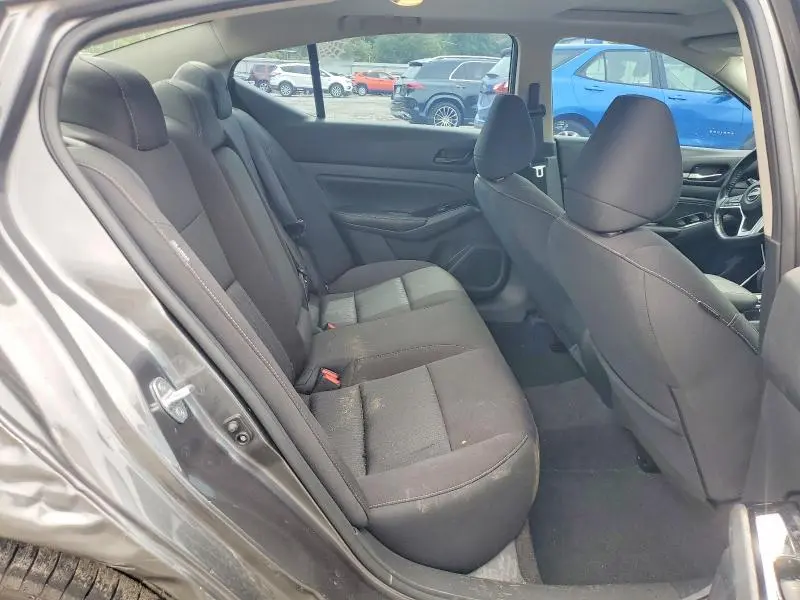 2023 NISSAN ALTIMA SV  