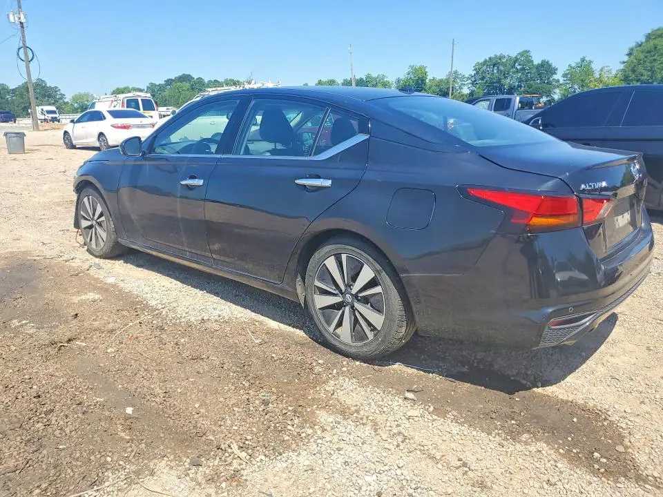 2019 NISSAN ALTIMA SL  