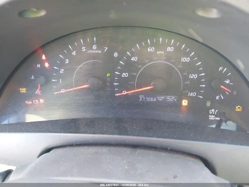 2010 TOYOTA CAMRY LE