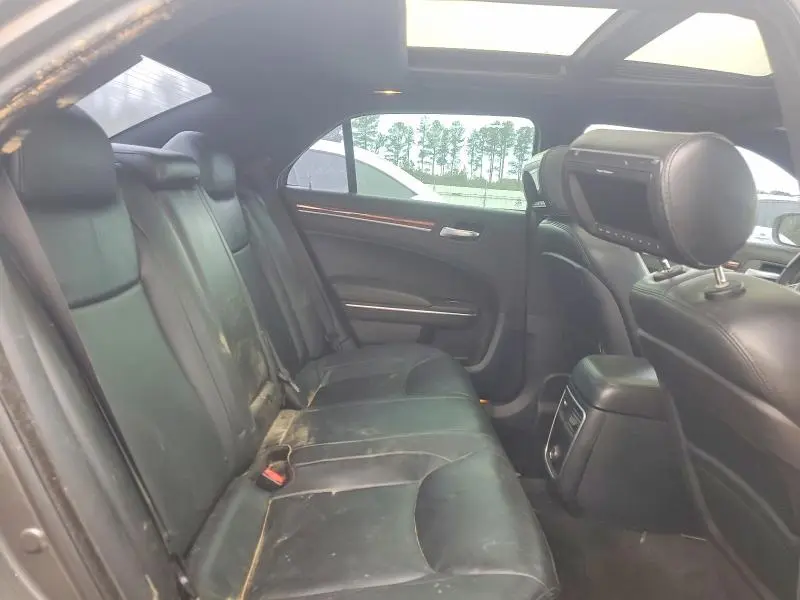 2012 CHRYSLER 300 LIMITED  