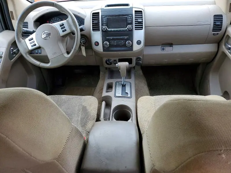 2018 NISSAN FRONTIER SV  