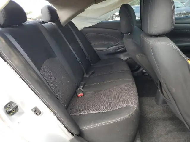 2019 NISSAN VERSA S
