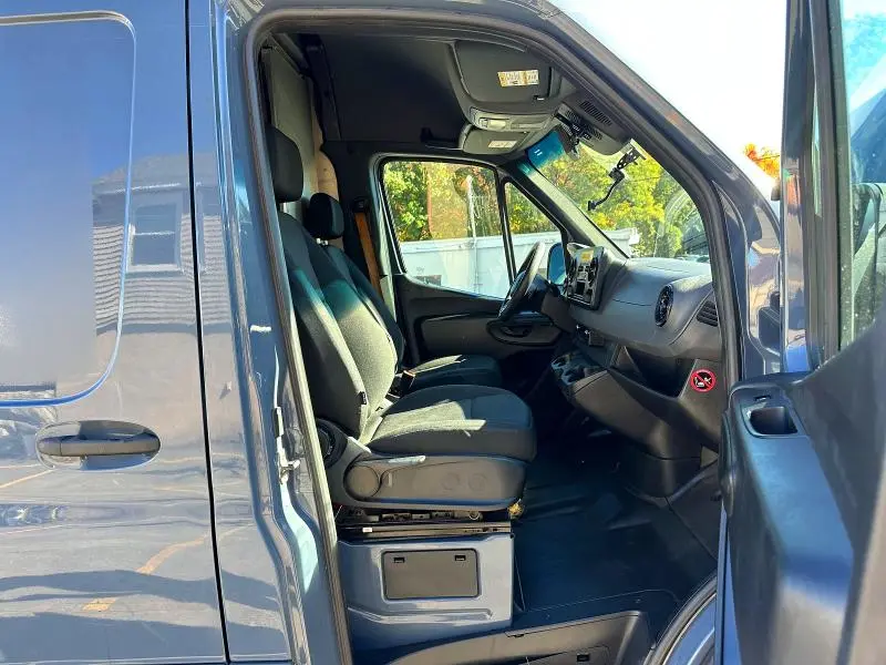 2021 MERCEDES-BENZ SPRINTER 2500  