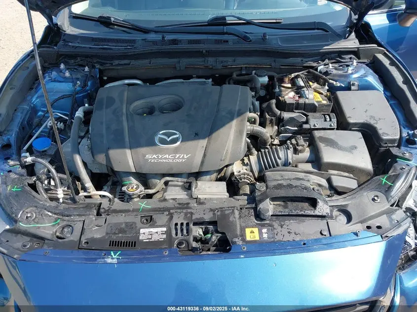 2017 MAZDA MAZDA3 TOURING 2.5