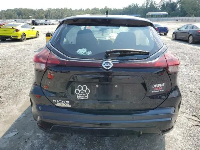 2021 NISSAN KICKS S  