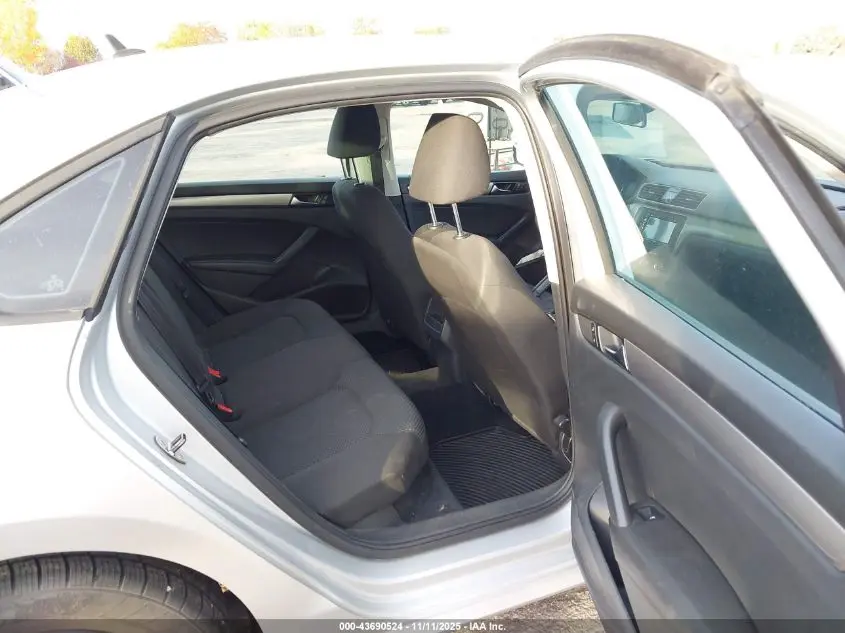 2014 VOLKSWAGEN PASSAT 1.8T S