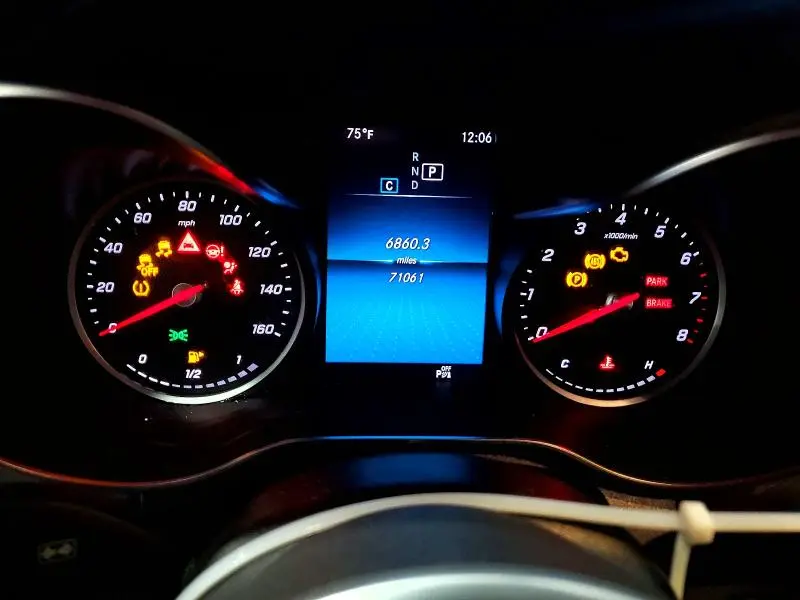 2022 MERCEDES-BENZ GLC 300 4MATIC  