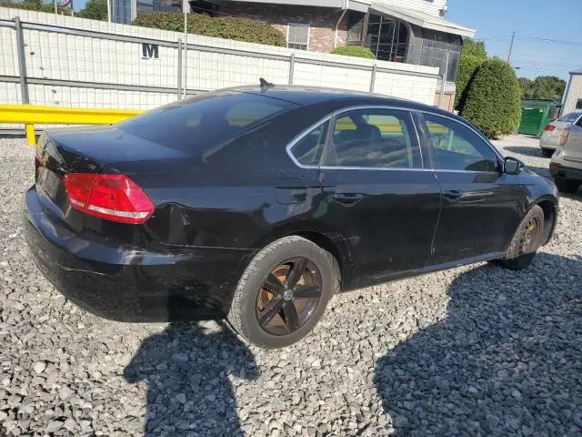 2013 VOLKSWAGEN PASSAT SE  