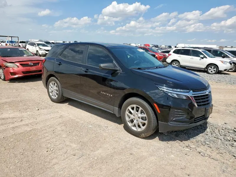 2022 CHEVROLET EQUINOX LS  