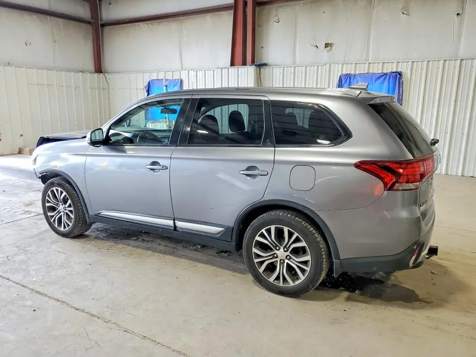 2017 MITSUBISHI OUTLANDER SE  