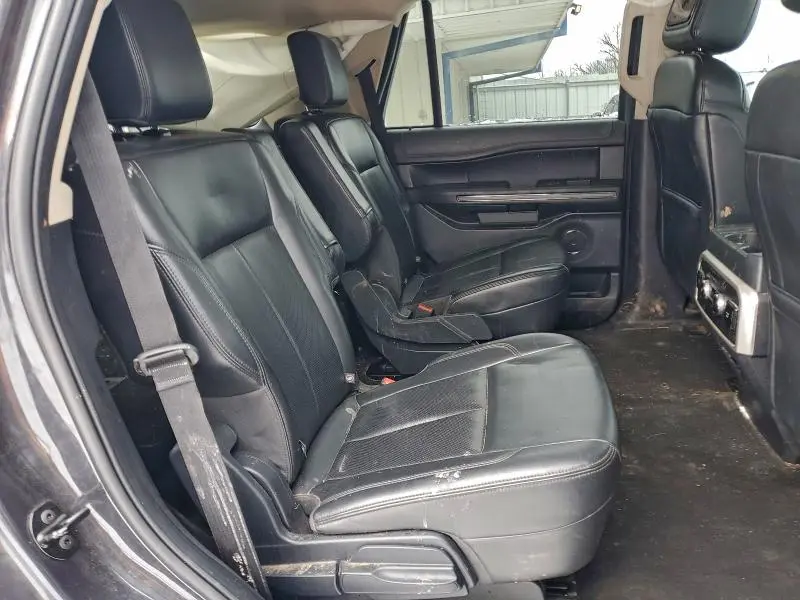 2024 FORD EXPEDITION XLT  