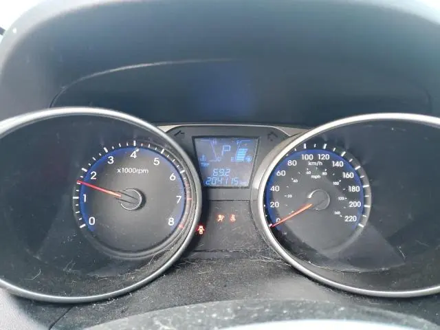 2011 HYUNDAI TUCSON GLS  