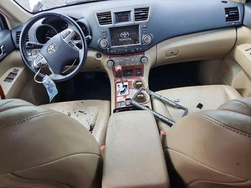 2011 TOYOTA HIGHLANDER LIMITED  