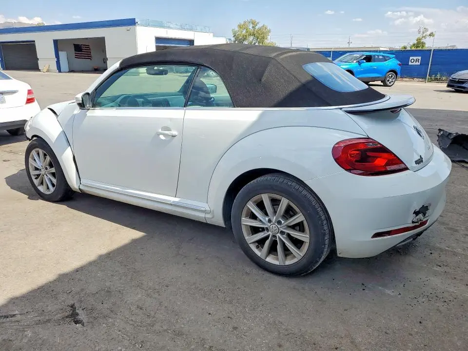 2019 VOLKSWAGEN BEETLE S  