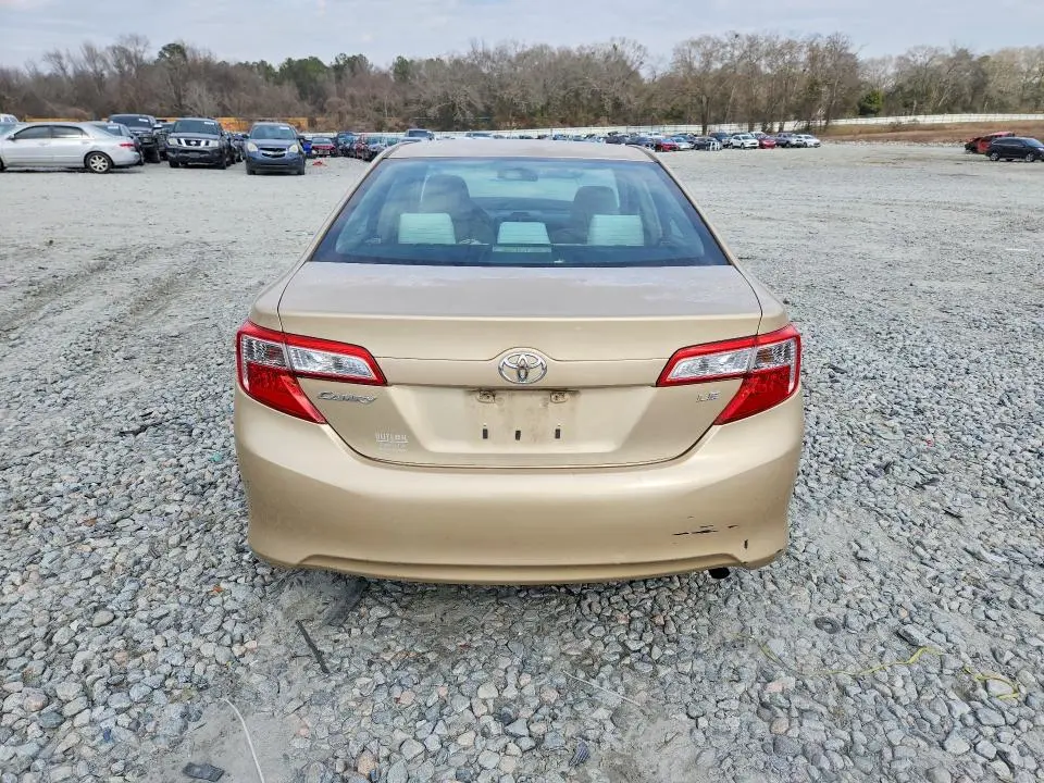 2012 TOYOTA CAMRY BASE  