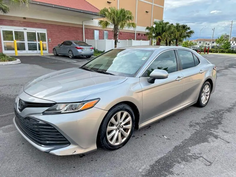 2019 TOYOTA CAMRY LE  